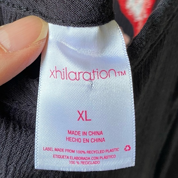 Black strappy floral embroidery asymmetric hem top - Picture 13 of 14